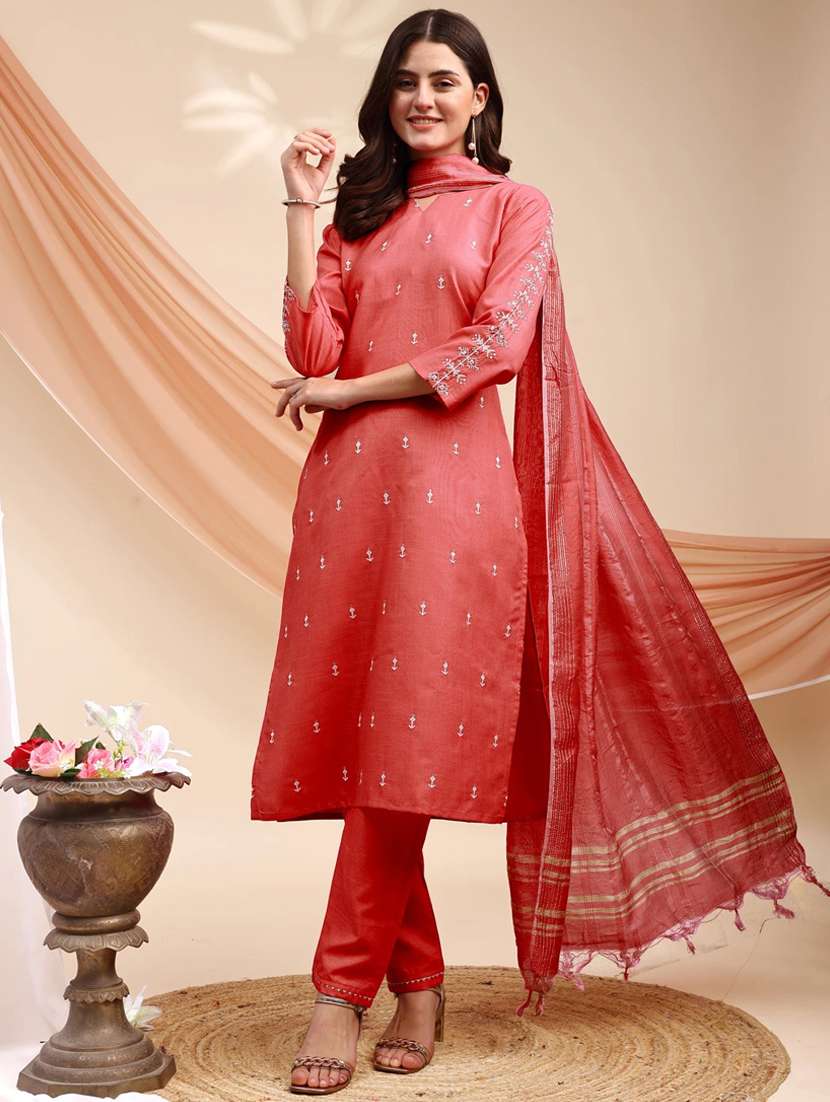 women three quarter sleeve kurta pant with dupatta set