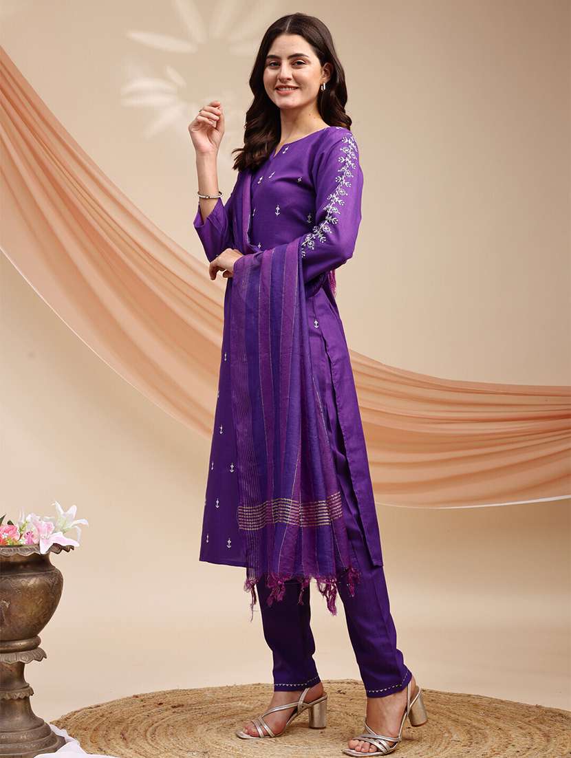 women three quarter sleeve kurta pant with dupatta set - 22014299 - Standard Image - 1
