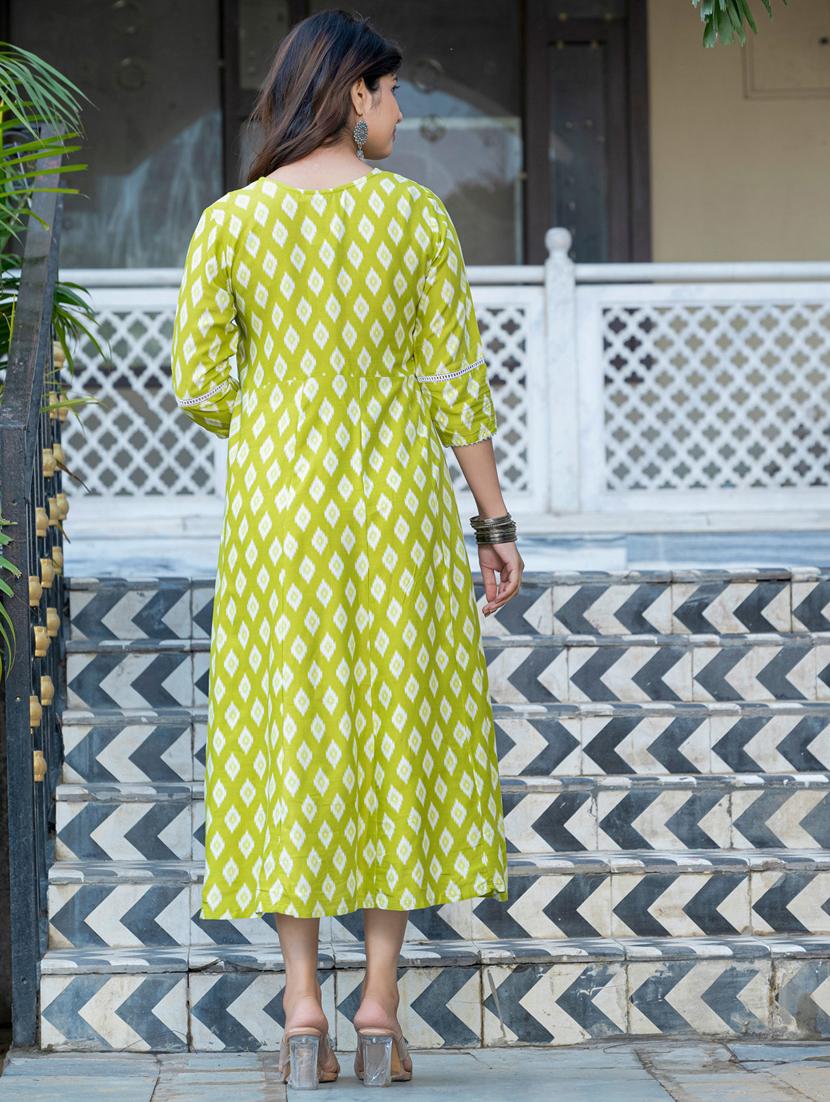 women printed three quarter sleeve a-line kurta - 22014320 - Standard Image - 4