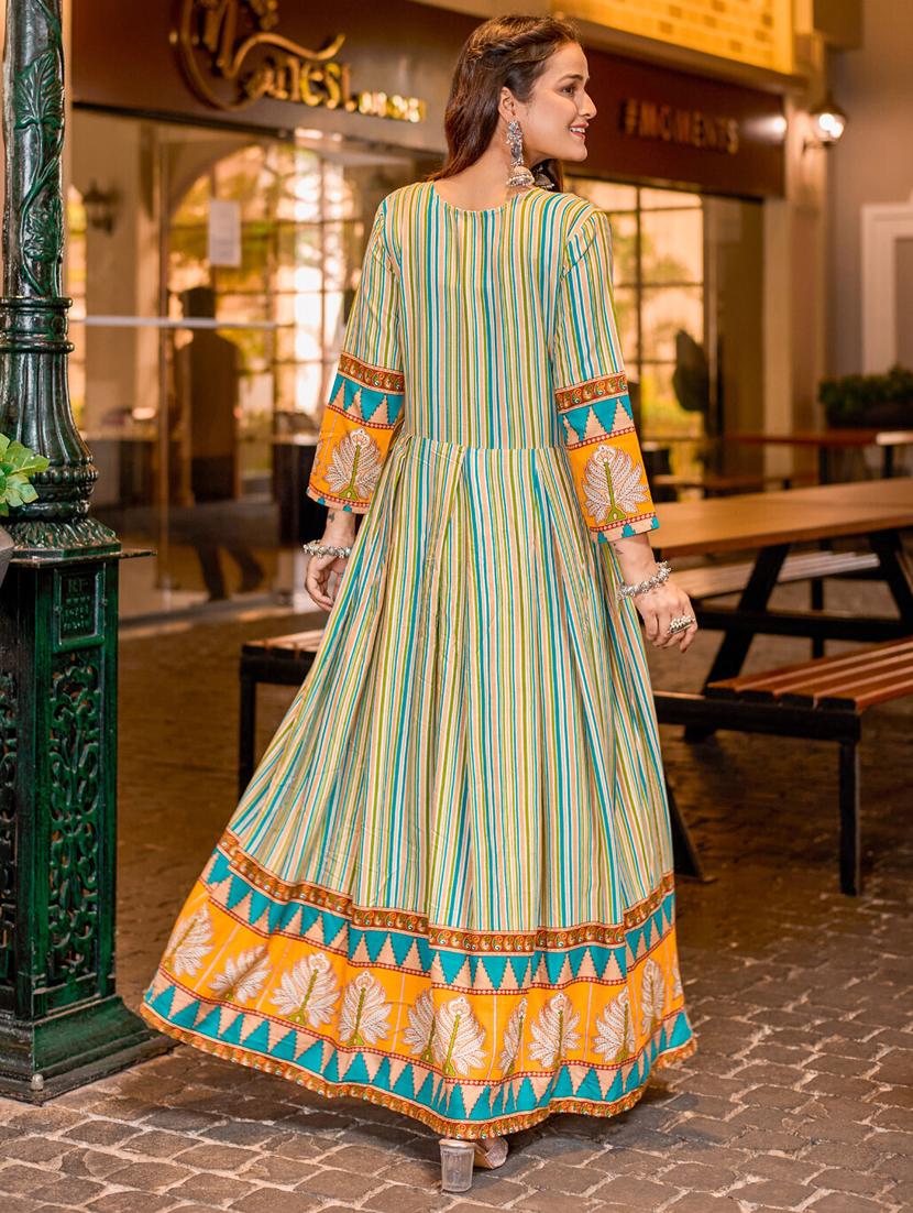 women striped three quarter sleeve anarkali kurta - 22014328 - Standard Image - 4