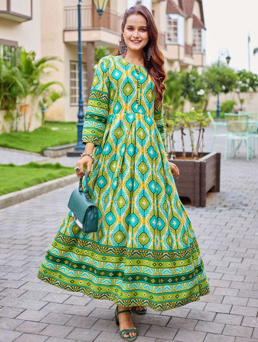 women printed three quarter sleeve anarkali kurta