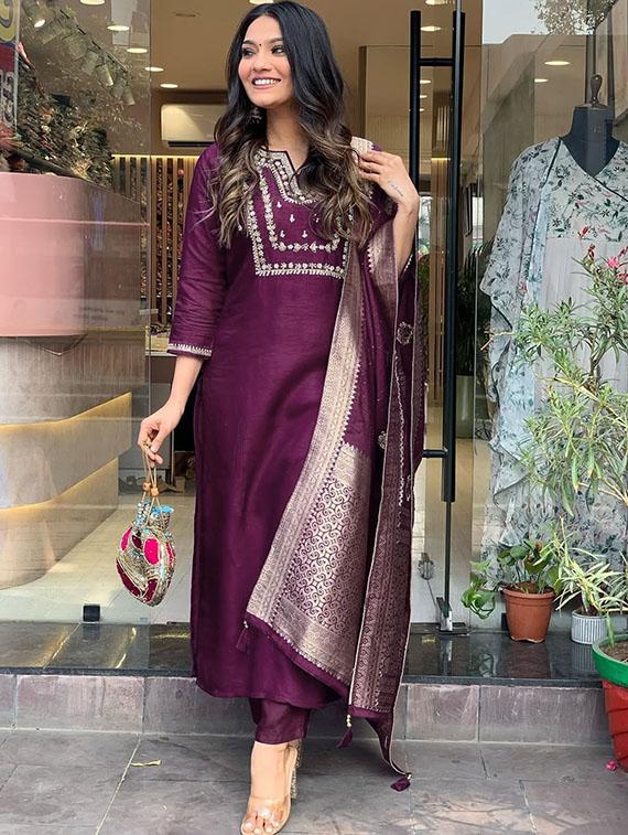 women embroidered three quarter sleeve kurta pant with dupatta set - 22014600 - Standard Image - 1