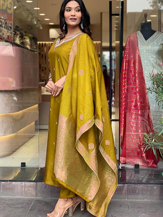 women embroidered three quarter sleeve kurta pant with dupatta set - 22014610 - Standard Image - 1