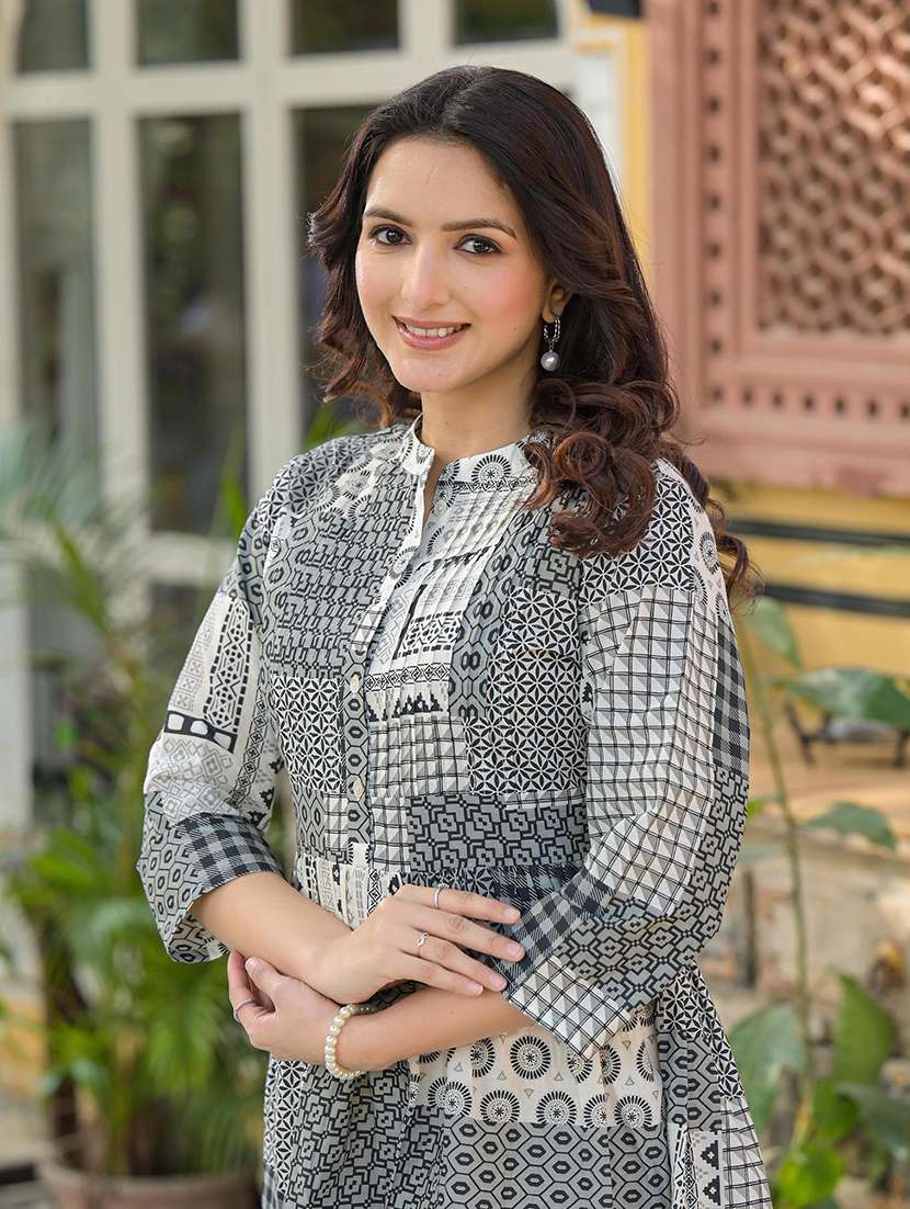 women printed mandarin neck tiered ethnic dress - 22014643 -  Standard Image - 4