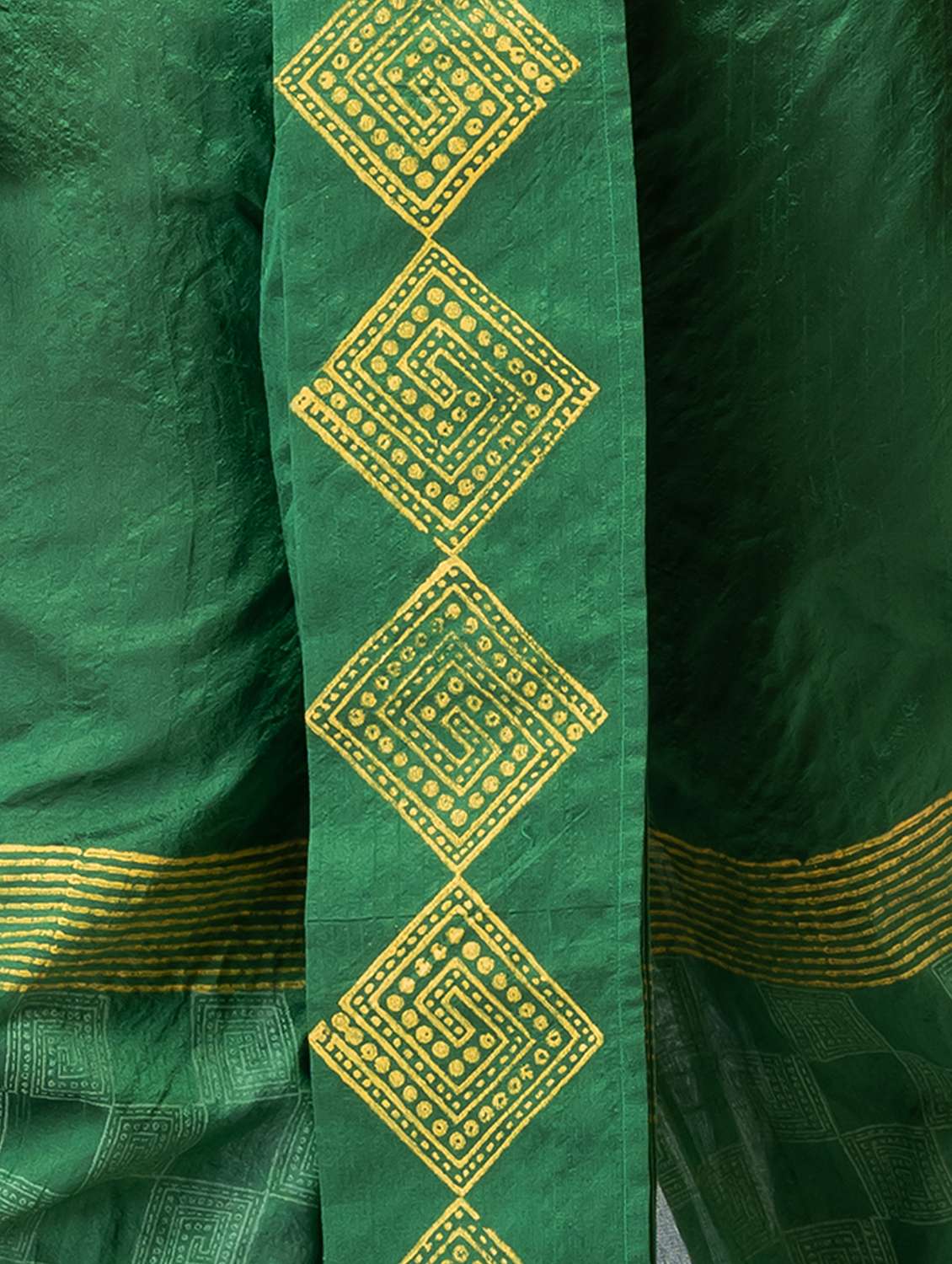 men printed mid rise draped dhoti - 22016473 -  Standard Image - 4