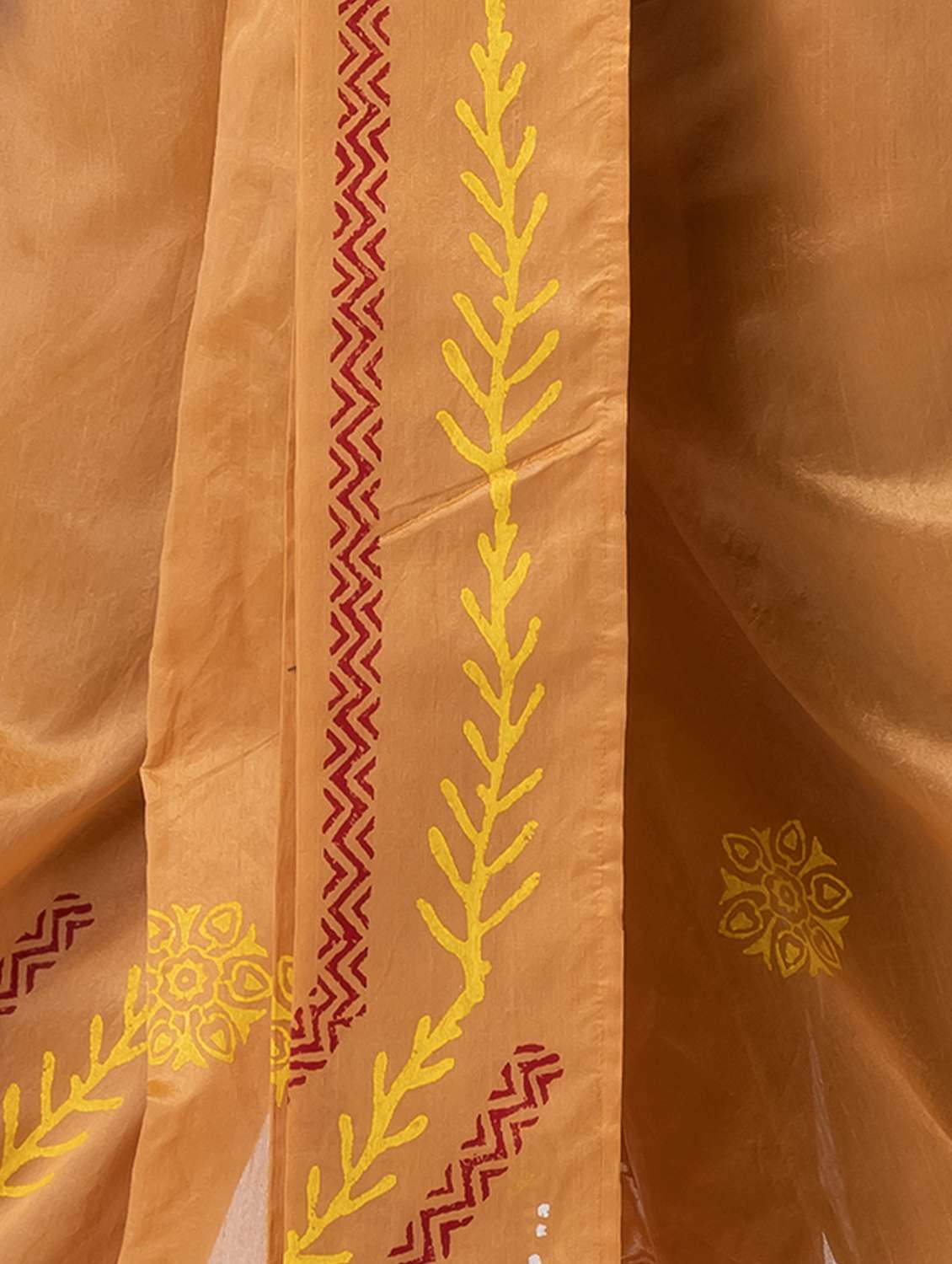 men printed mid rise draped dhoti - 22016524 -  Standard Image - 4