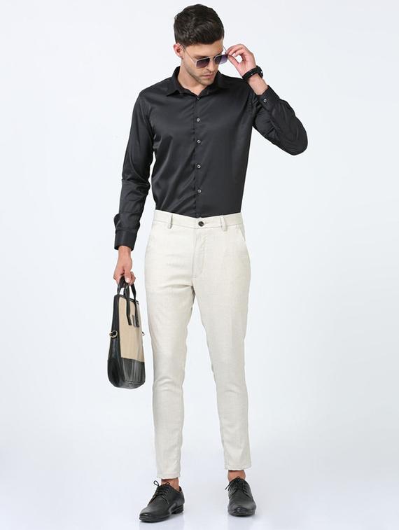 men solid collared long sleeve formal shirt - 22016985 - Standard Image - 4