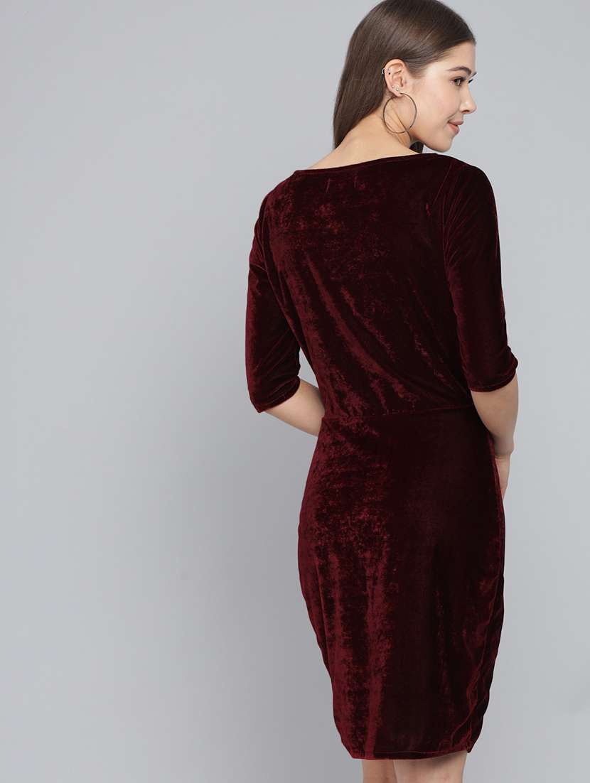 women solid round neck velvet sheath dress - 22017250 - Standard Image - 4