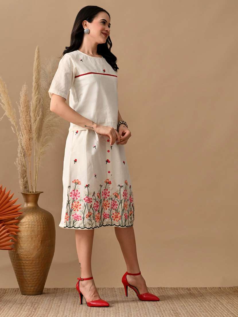 women embroidered top and skirt co-ord set - 22017599 -  Standard Image - 1