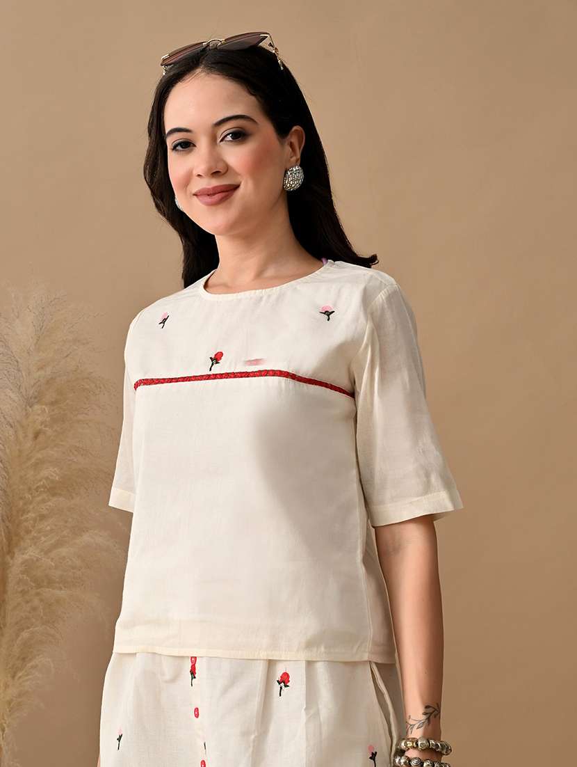 women embroidered top and skirt co-ord set - 22017599 - Standard Image - 4