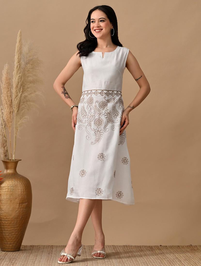 women embroidered sleeveless a-line dress - 22017611 -  Standard Image - 1