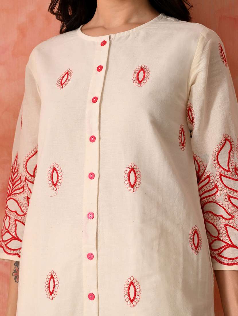 women embroidered three quarter sleeve kurta and pant set - 22017619 - Standard Image - 4
