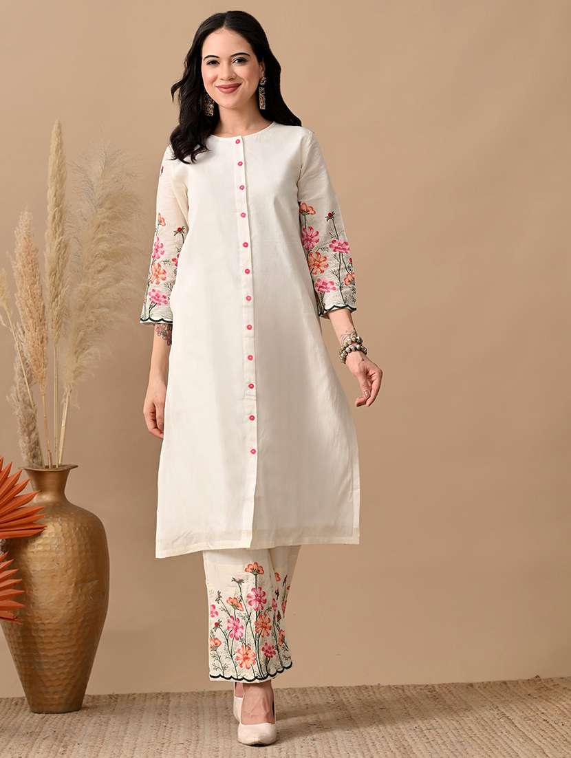 women embroidered three quarter sleeve kurta and pant set - 22017622 -  Standard Image - 1