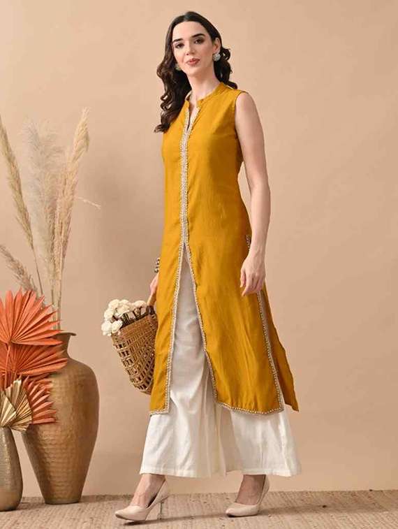 women gotta worked sleeveless kurta and palazzo set