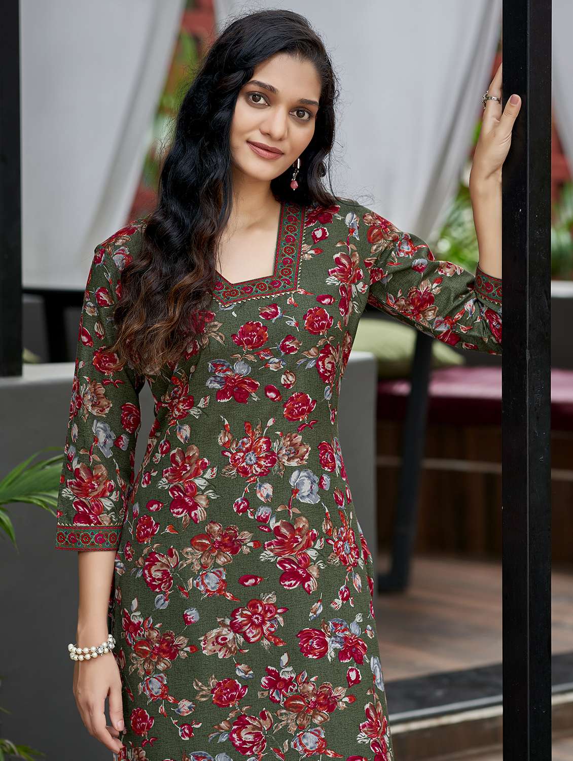 women printed three quarter sleeve kurta and salwar set - 22017849 - Standard Image - 4