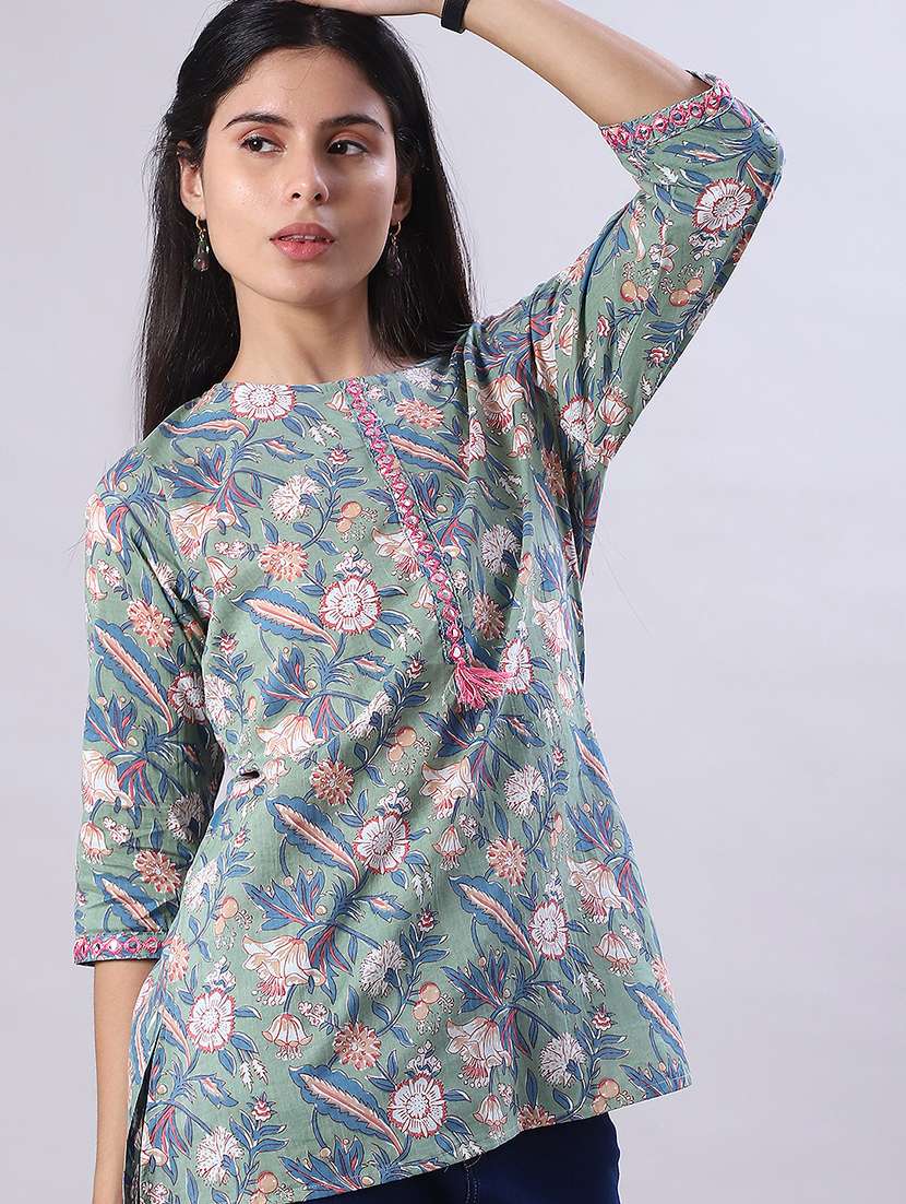 women printed three quarter sleeve kurti - 22017972 -  Standard Image - 1