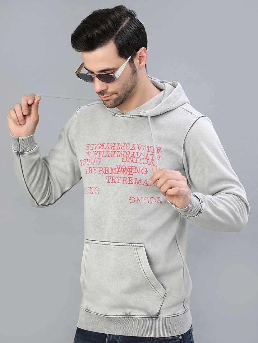 men printed long sleeve hooded sweatshirt