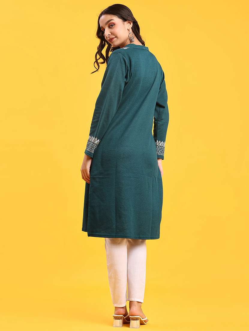 women long sleeve straight woolen kurta - 22018081 -  Standard Image - 4