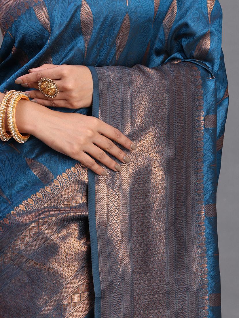 women self design banarasi saree with blouse - 22018598 - Standard Image - 6
