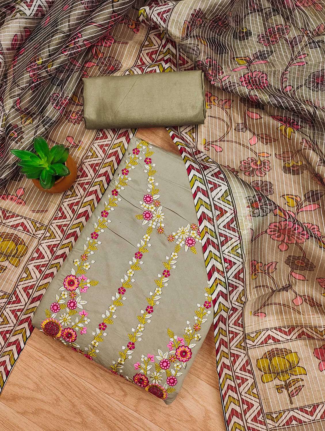 women solid with work embroidered unstitched suit set - 22018797 -  Standard Image - 1