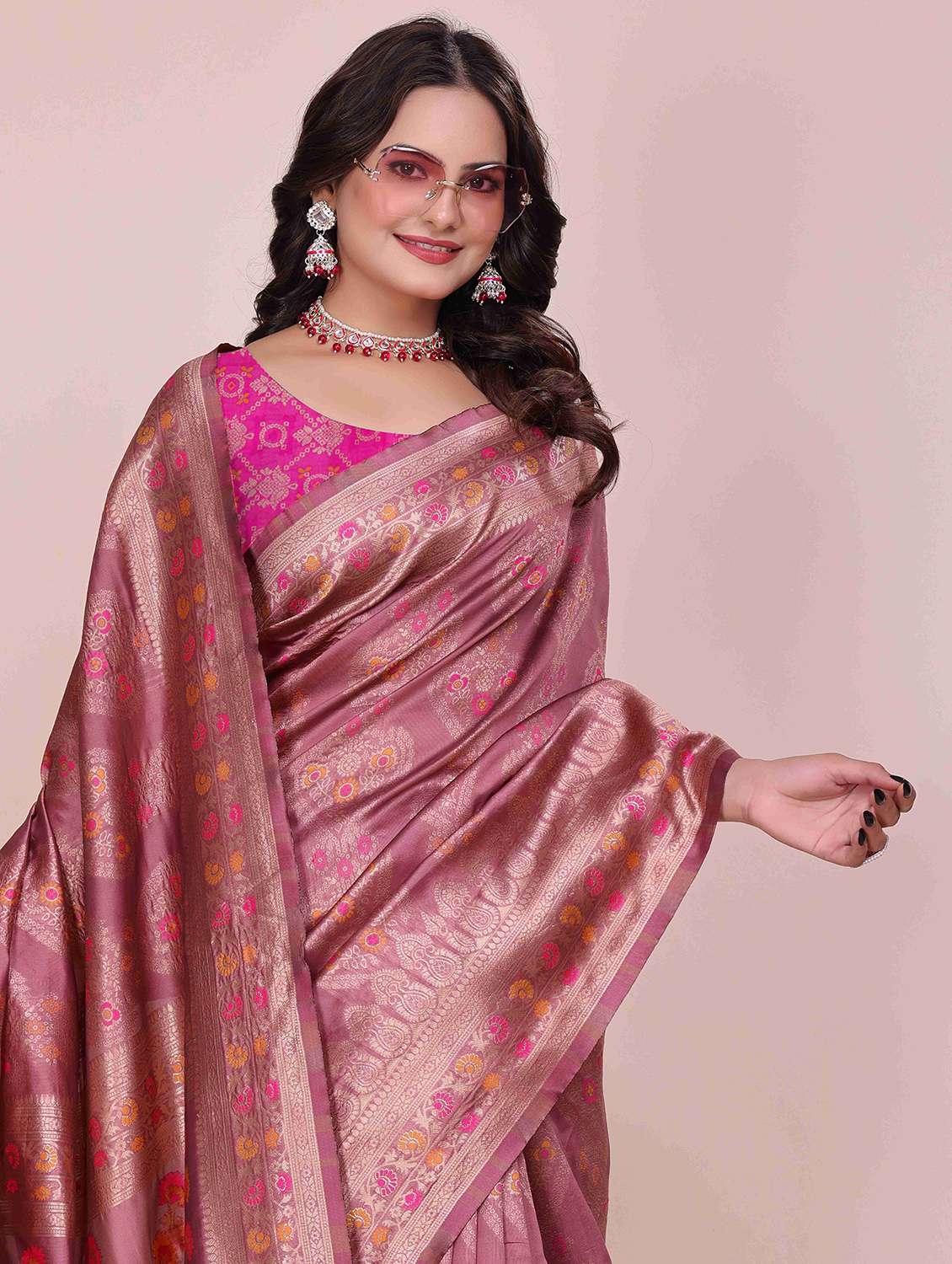 women self design banarasi saree with blouse - 22019103 - Standard Image - 1