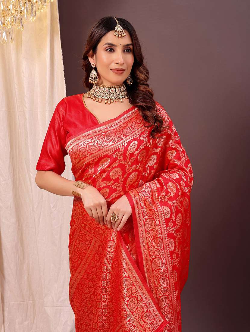 women self design banarasi saree with blouse - 22019125 - Standard Image - 1
