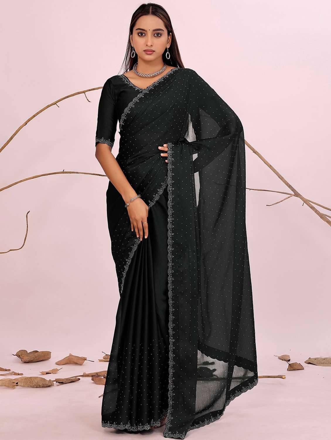 women solid with work embellished saree with blouse