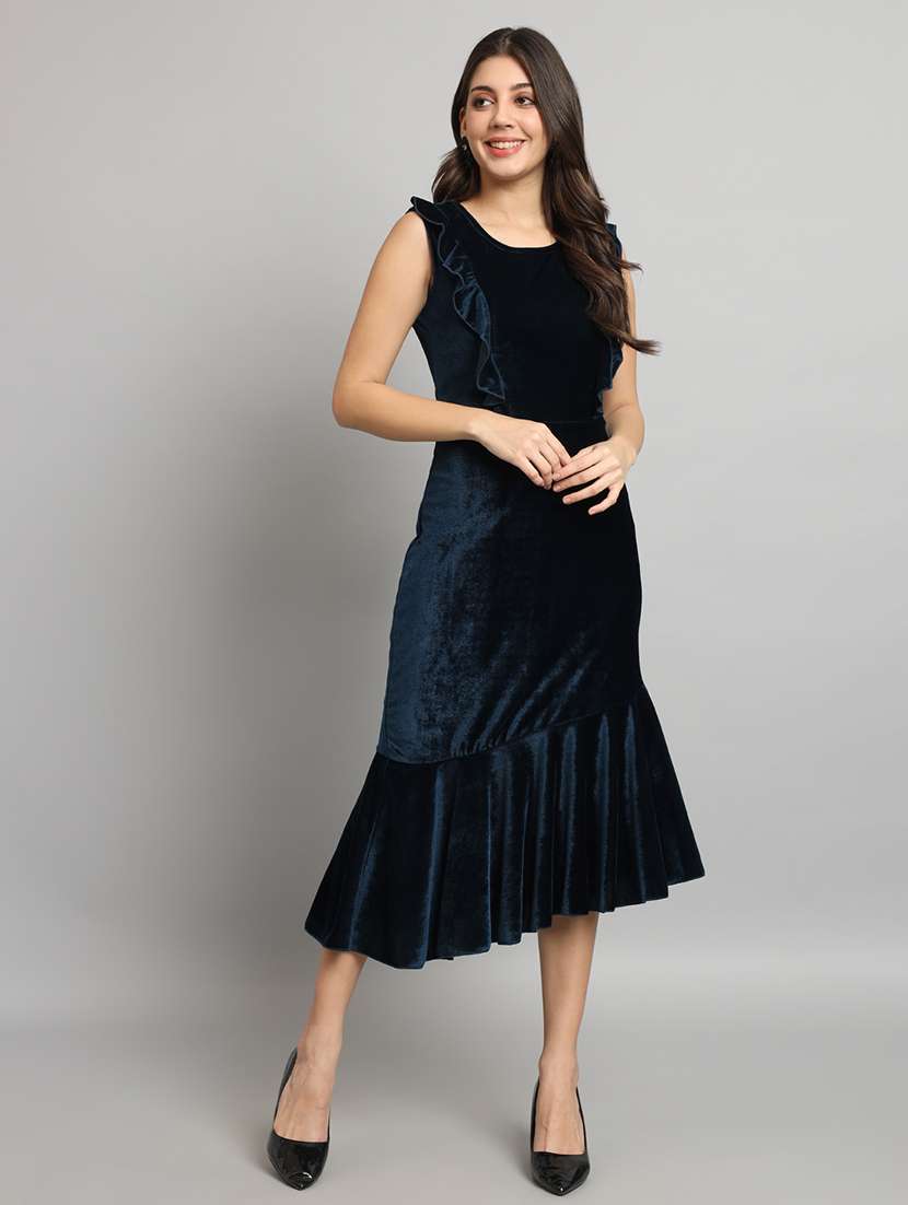 women solid sleeveless velvet tiered dress