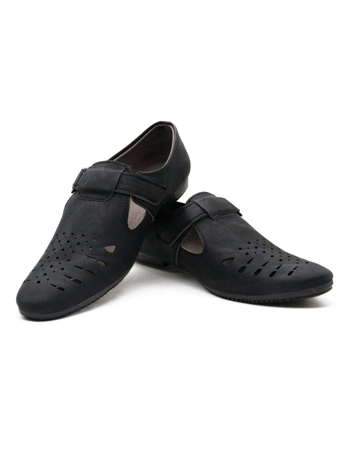 men black fisherman sandal - 22019351 -  Standard Image - 1