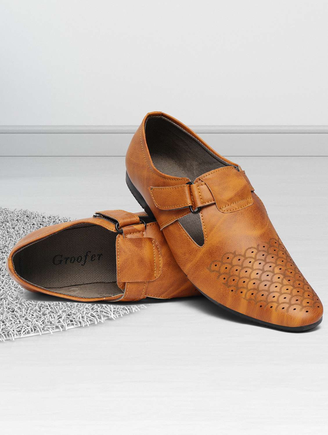 men tan strap sandal