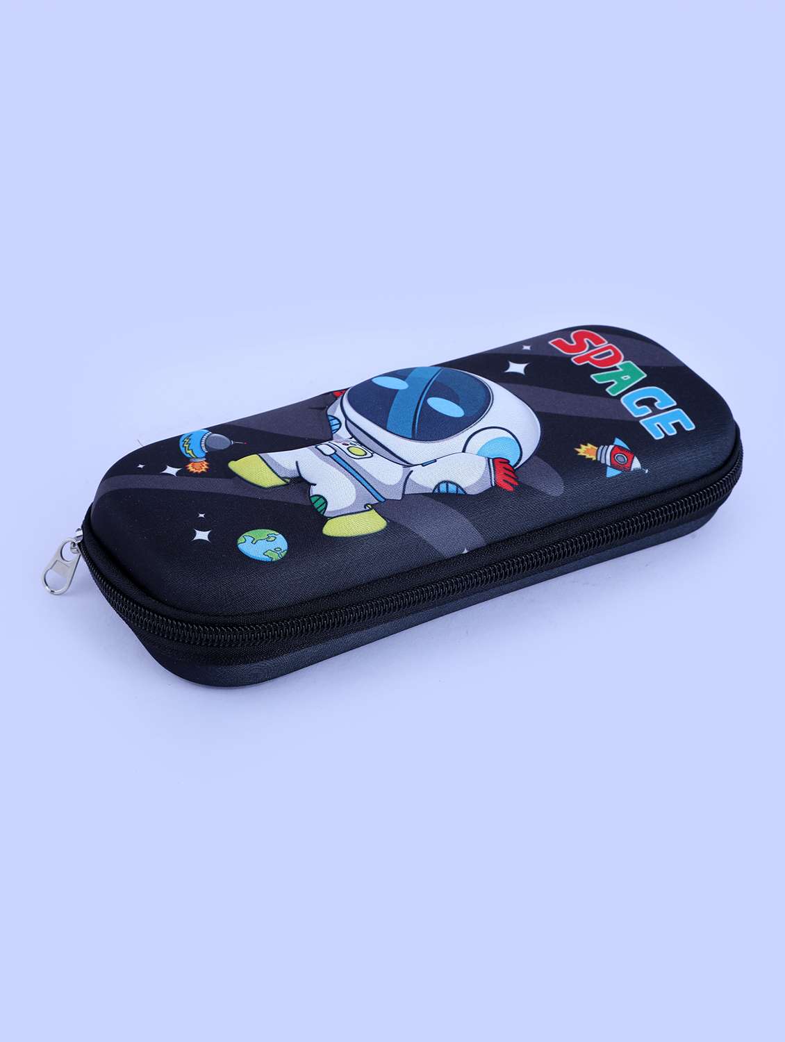 astronaut-themed pencil pouch - 22019629 -  Standard Image - 1