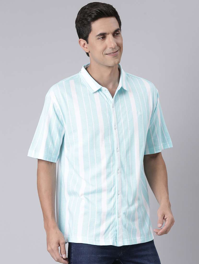 men striped short sleeve collared casual shirt - 22019639 -  Standard Image - 1