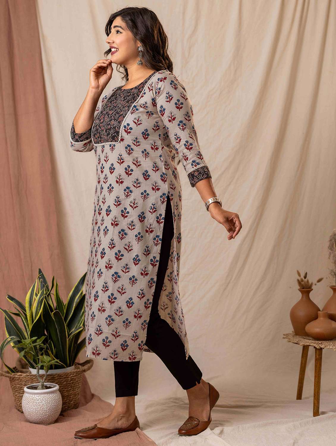 women printed three quarter sleeve straight kurta - 22020000 -  Standard Image - 1