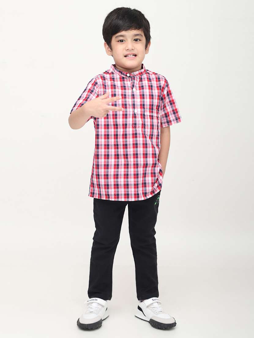 boys checkered mandarin collared short kurta - 22020024 -  Standard Image - 4
