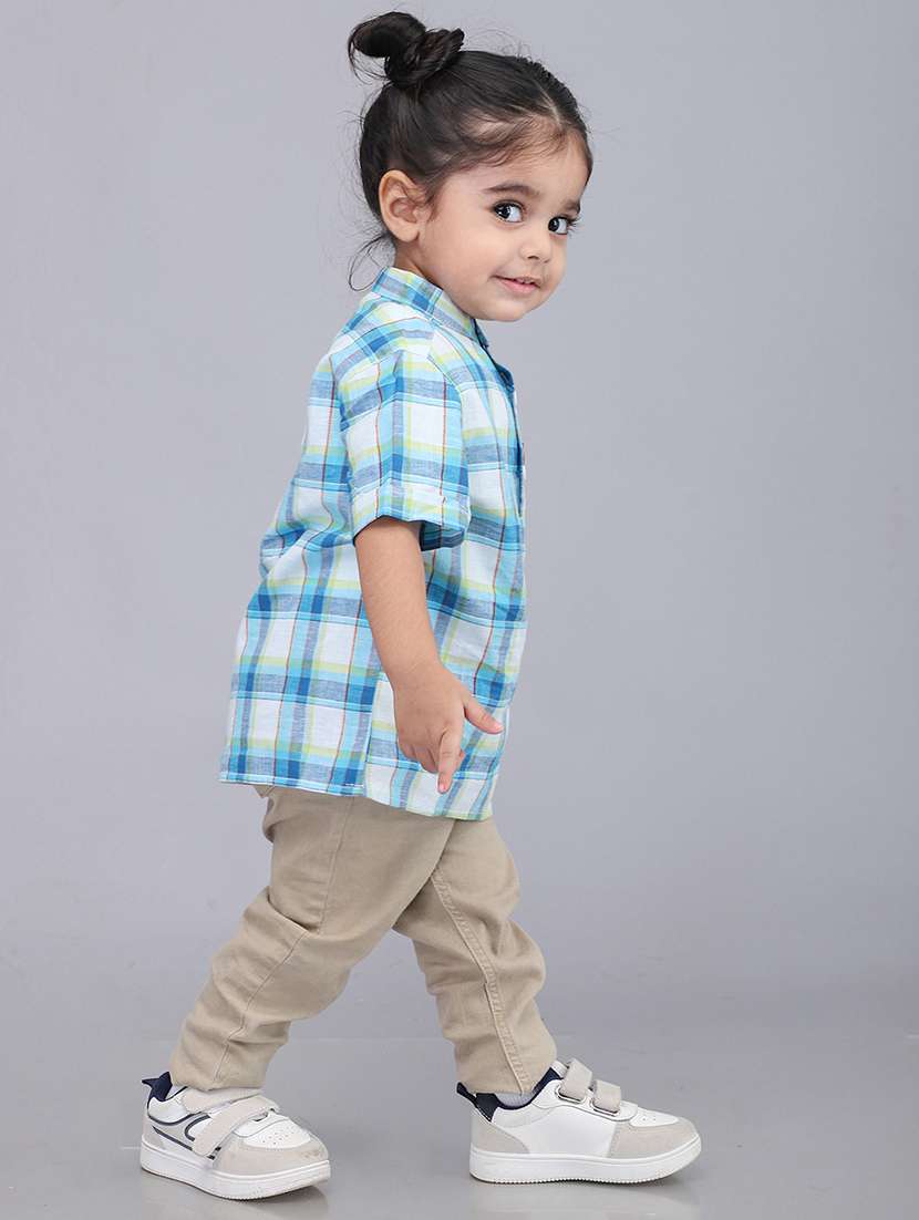 boys checkered mandarin collared short kurta - 22020025 -  Standard Image - 4