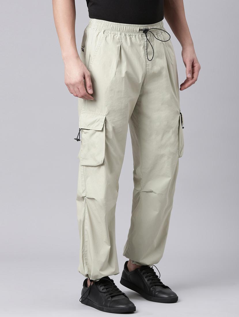 men solid mid rise relaxed fit cargo - 22020094 -  Standard Image - 1