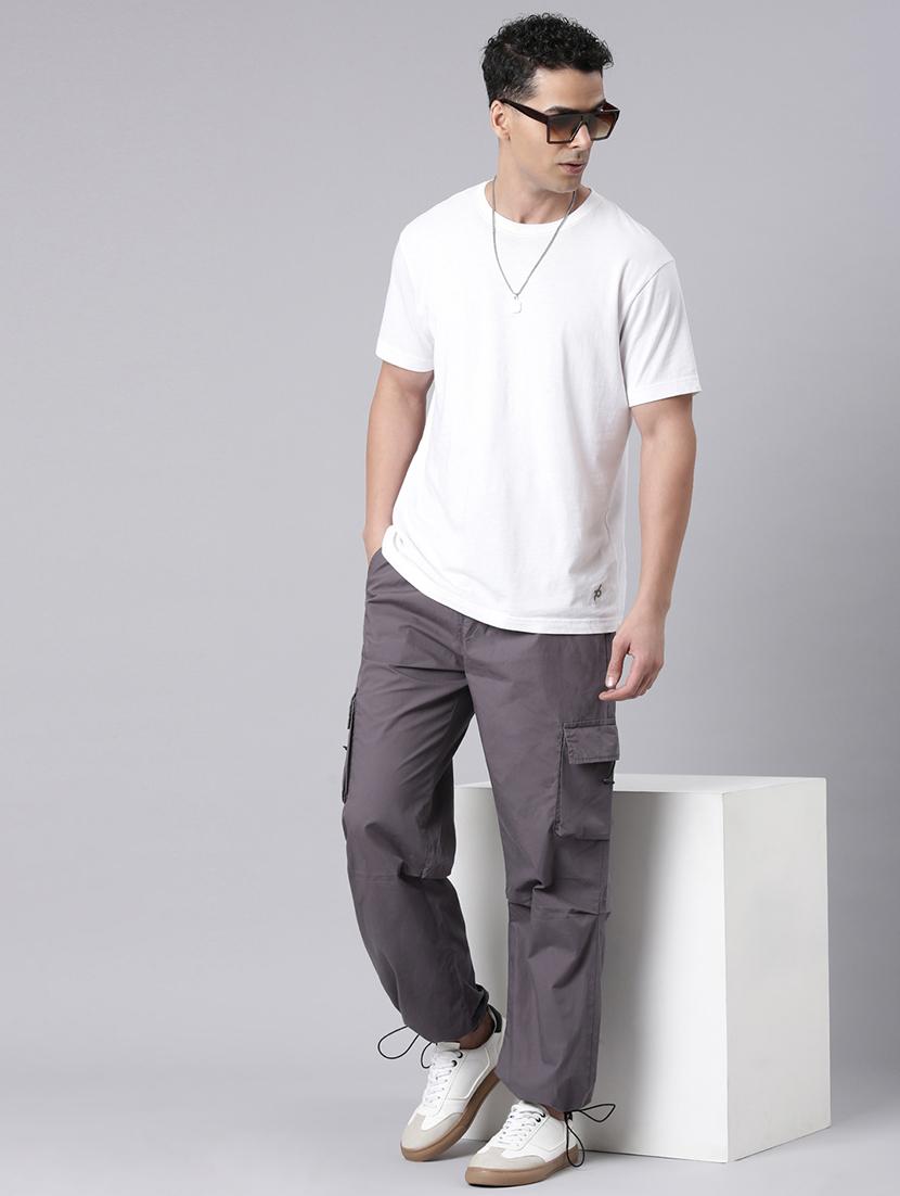 men solid mid rise relaxed fit cargo - 22020095 - Standard Image - 6
