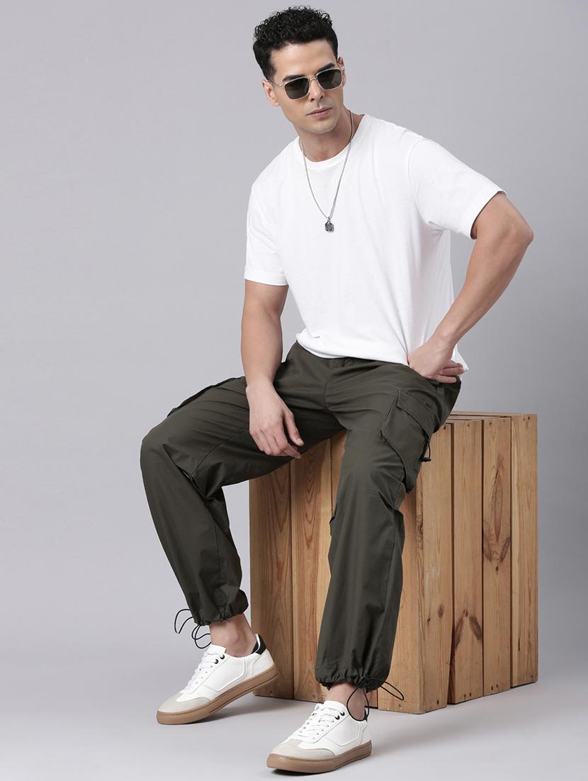 men solid mid rise relaxed fit cargo - 22020096 - Standard Image - 6