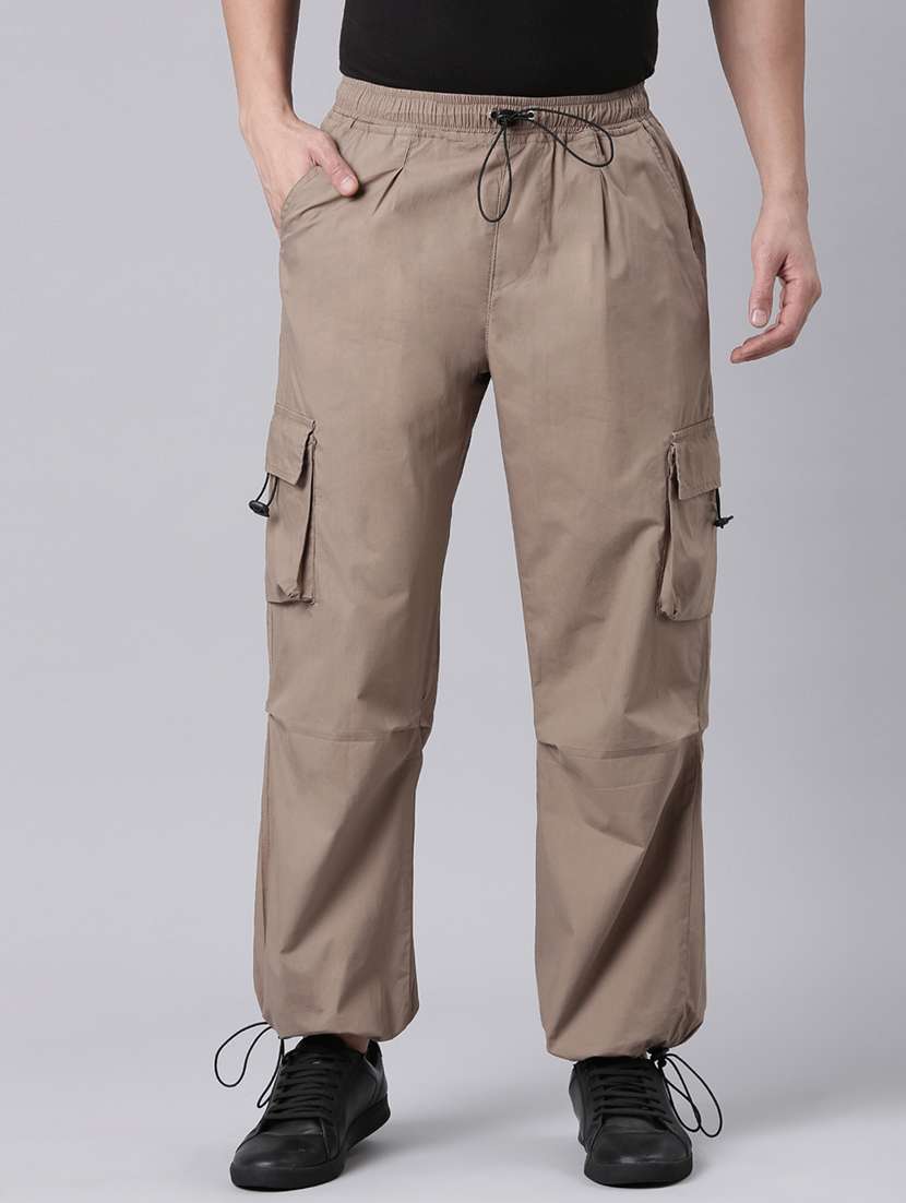 men solid mid rise relaxed fit cargo