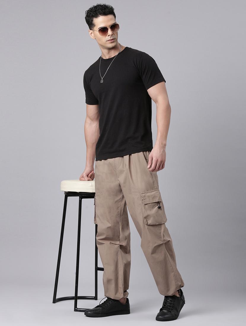 men solid mid rise relaxed fit cargo - 22020097 - Standard Image - 4