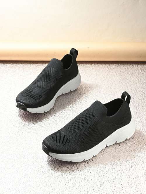 black flyknit slip on sports shoes - 22020331 -  Standard Image - 0