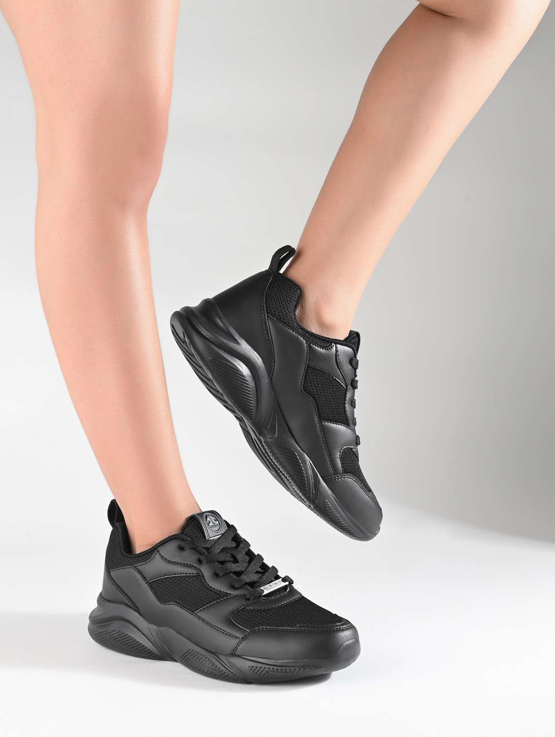 women black lace-up sports shoe - 22020352 -  Standard Image - 1