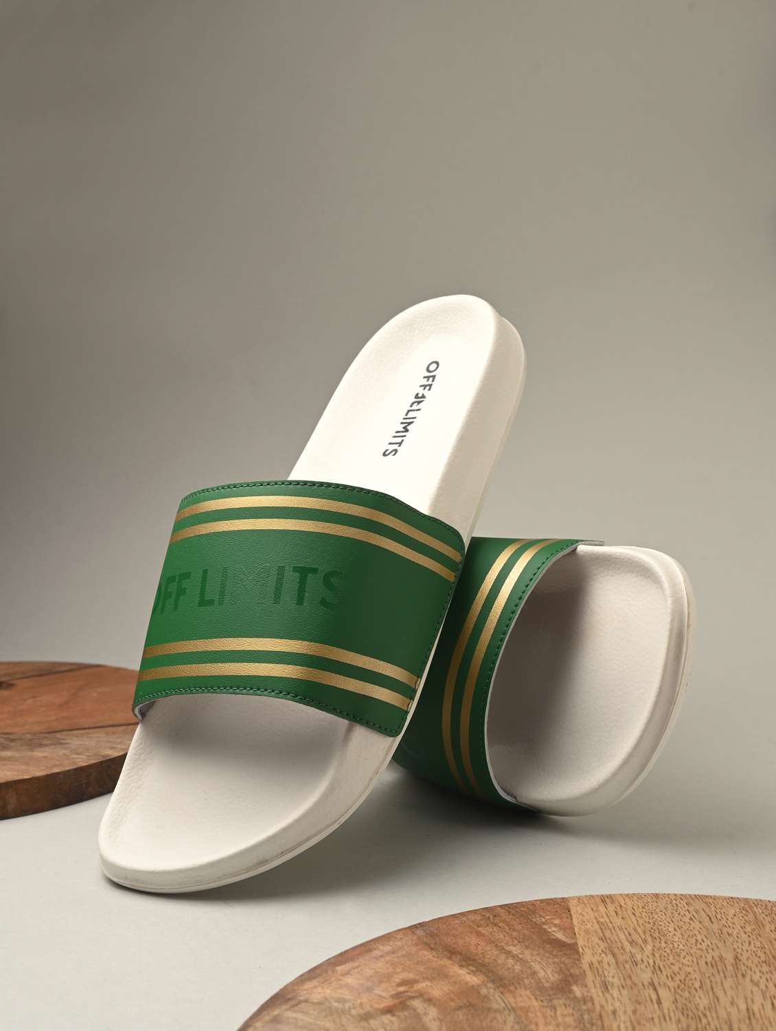 men striped open toe slider