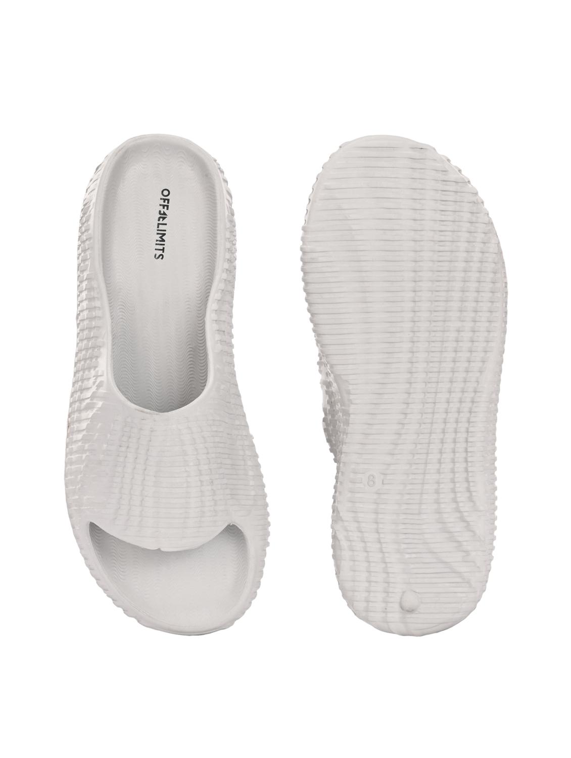 men solid slip on slider - 22020461 - Standard Image - 4