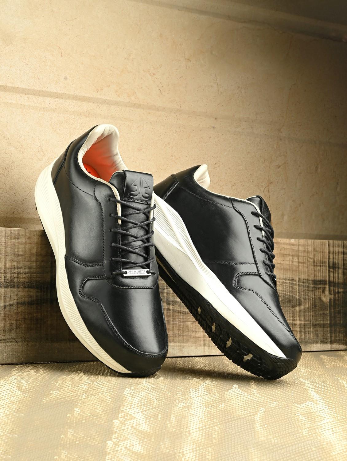 men black lace up sneaker - 22020505 -  Zoom Image - 0