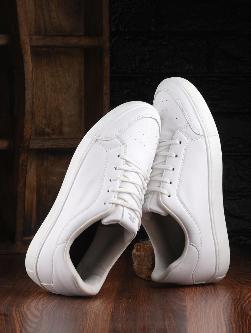 men white lace up sneaker - 22020507 -  Zoom Image - 0