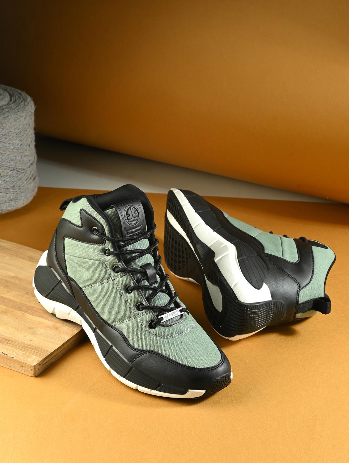 men solid green sport shoe - 22020602 -  Zoom Image - 0