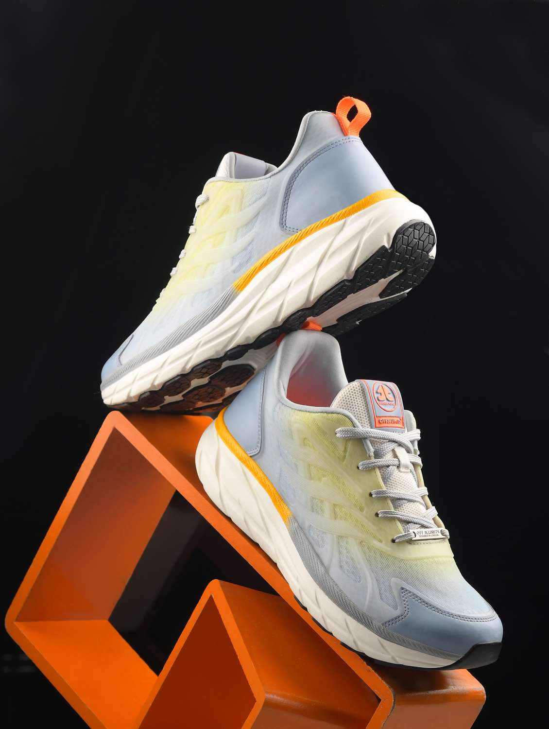 men multi color lace up sport shoe