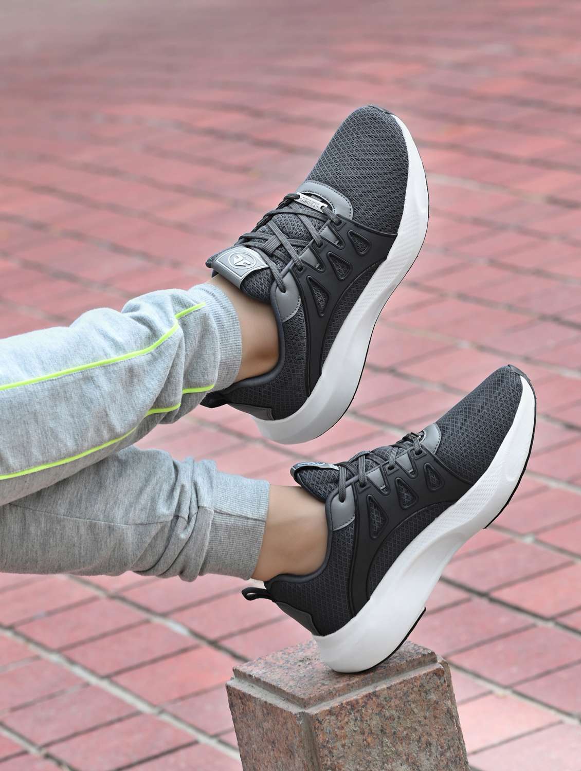 men solid grey sport shoe - 22020655 -  Standard Image - 1