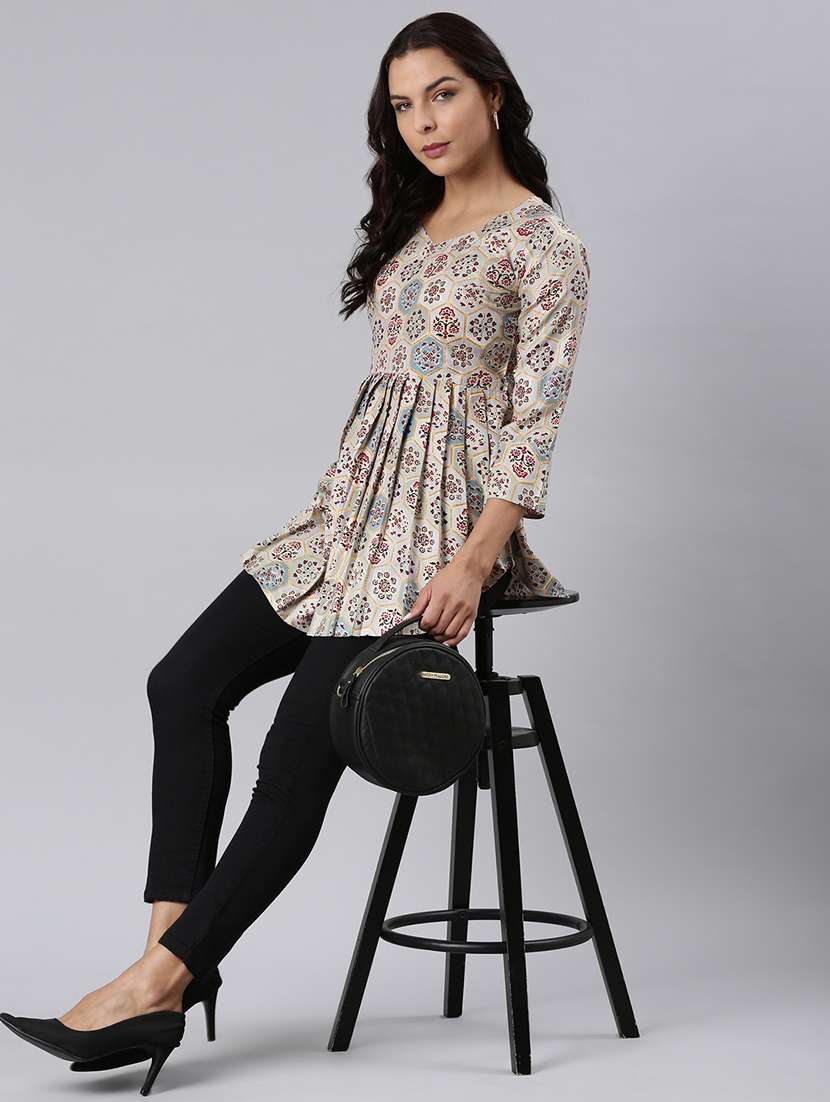 women printed three quarter sleeve asymmetric tunic - 22020917 - Standard Image - 4